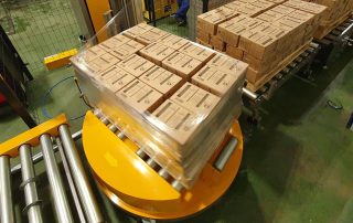 19 Pallet Wrapping (2)